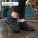 Bota Feminina Slip-On Impermeável com Forro Peludo - Quente e Confortável para Inverno