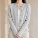casaco-feminino-la-merino-cashmere-premium-cardiga-de-botoes-decote-redondo-termico-luxuoso-cor-05-cinza-NEW